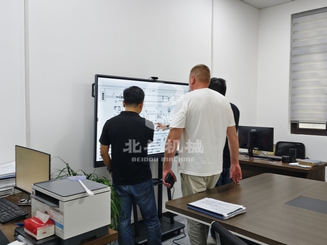 現(xiàn)場(chǎng)需求溝通,客戶來(lái)訪展開(kāi)深度技術(shù)交流